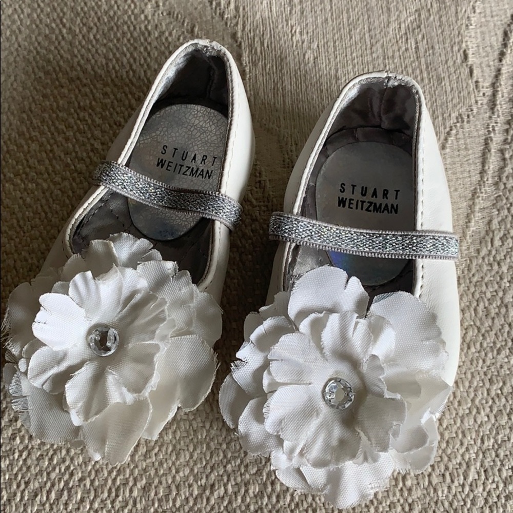 Stuart Weitzman Ballet Slipper with Flower NWOT 2